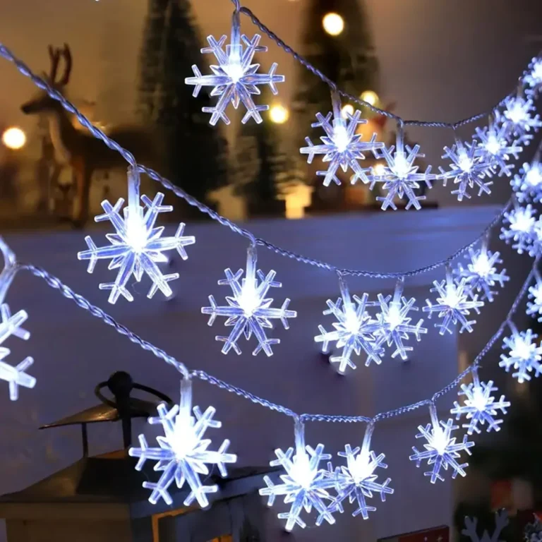 LED Snowflake String Light – Indoor/Outdoor Christmas & Party Decor