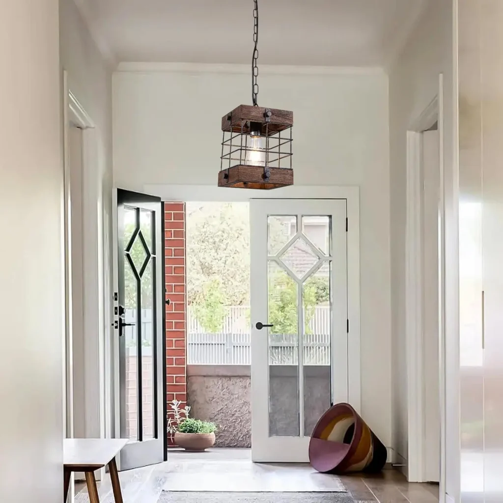 Farmhouse Rustic 1-Light Lantern Pendant Light with Adjustable Chain - Image 5